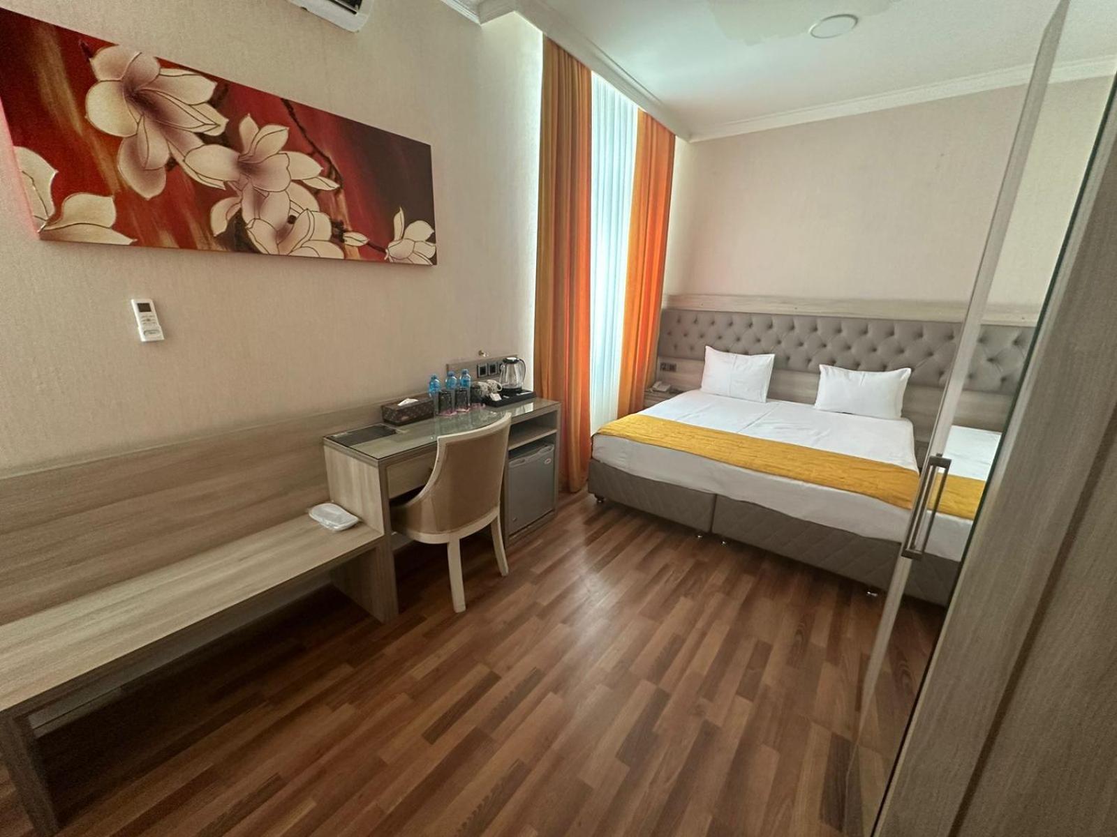 Hotel Empire Business Baku Kültér fotó